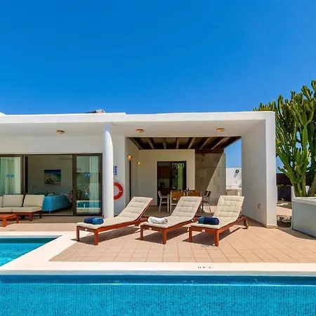 Jacks Place Playablanca Pool Willa