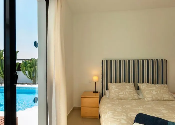 Jacks Place Playablanca Pool וילה *